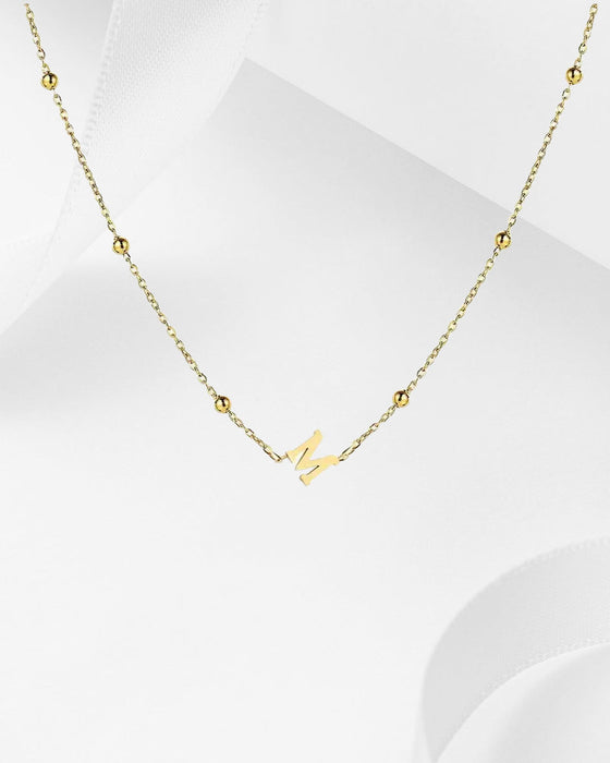 Exquisite and elegant 26-letter necklace