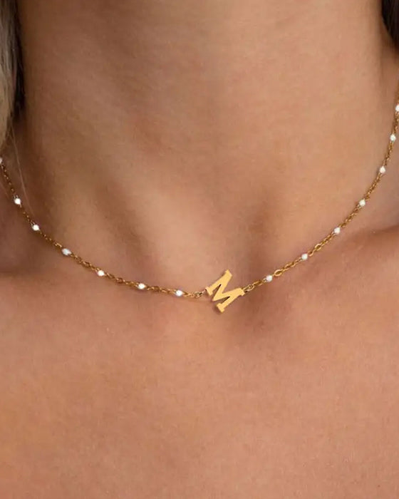 Exquisite and elegant 26-letter necklace