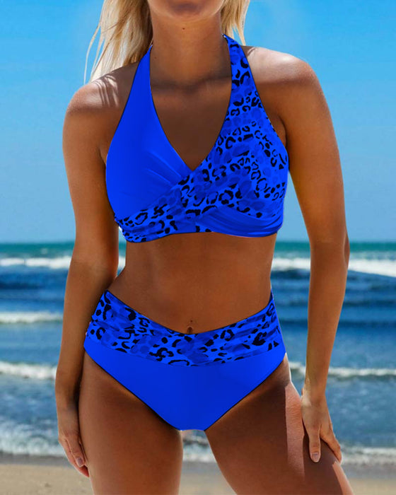 Halterneck bikini med lapptäcke i leopard