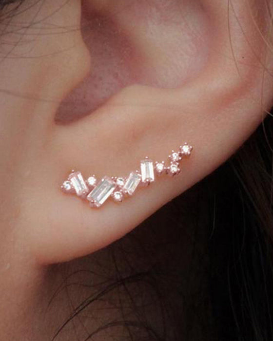 Simple geometric shiny earrings